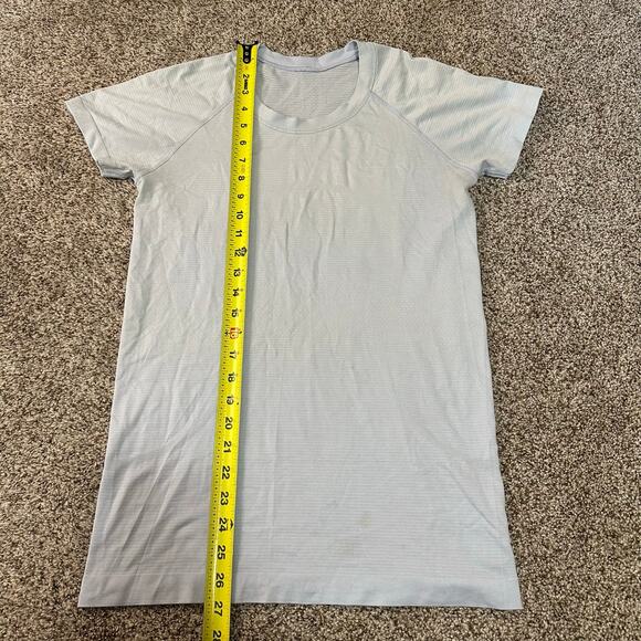 LULULEMON Women's Swiftly Tech Short Sleeve Shirt 2.0 Size 8 - Picture 9 of 10